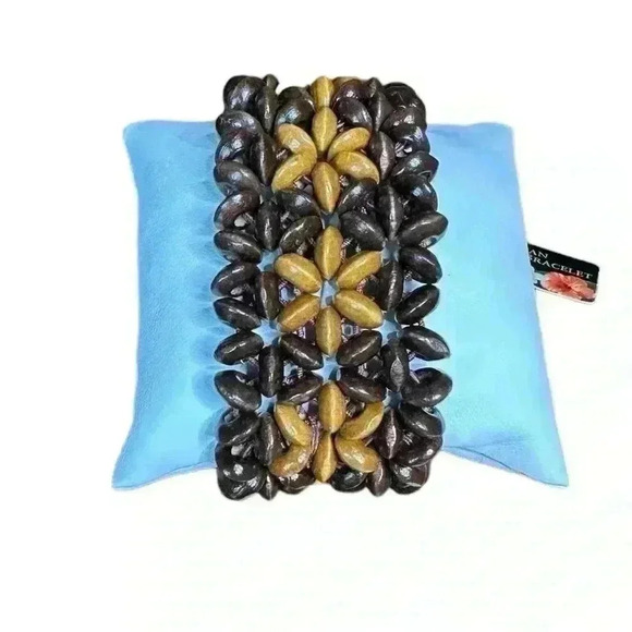 Hawaiian Wood Bean Bracelet - Picture 2 of 4